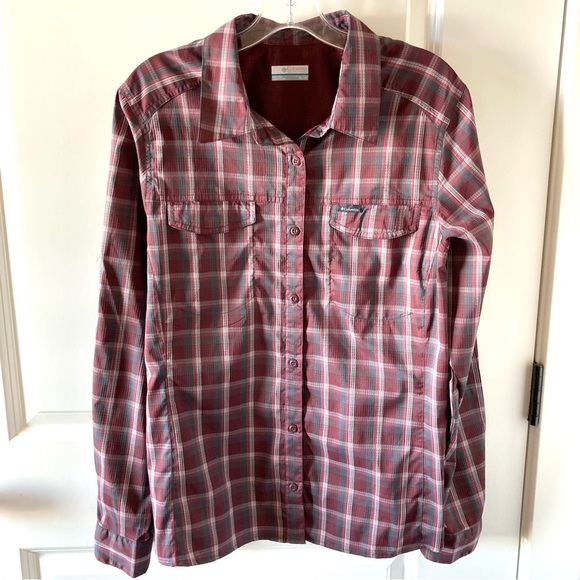 Columbia Tops - Columbia outdoor shirt